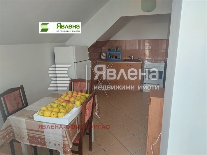 Продава 3-СТАЕН, гр. Поморие, област Бургас, снимка 2 - Aпартаменти - 48202330