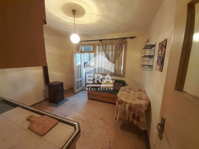 Продава 3-СТАЕН, гр. Ямбол, Хале, снимка 4 - Апартаменти - 56082278