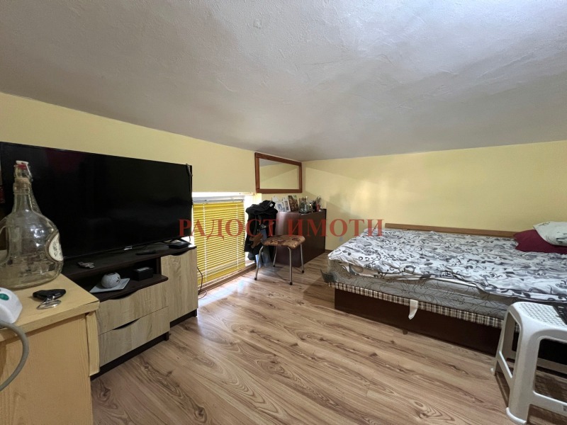 Продава  Ателие, таван област Пловдив , гр. Първомай , 40 кв.м | 75143706
