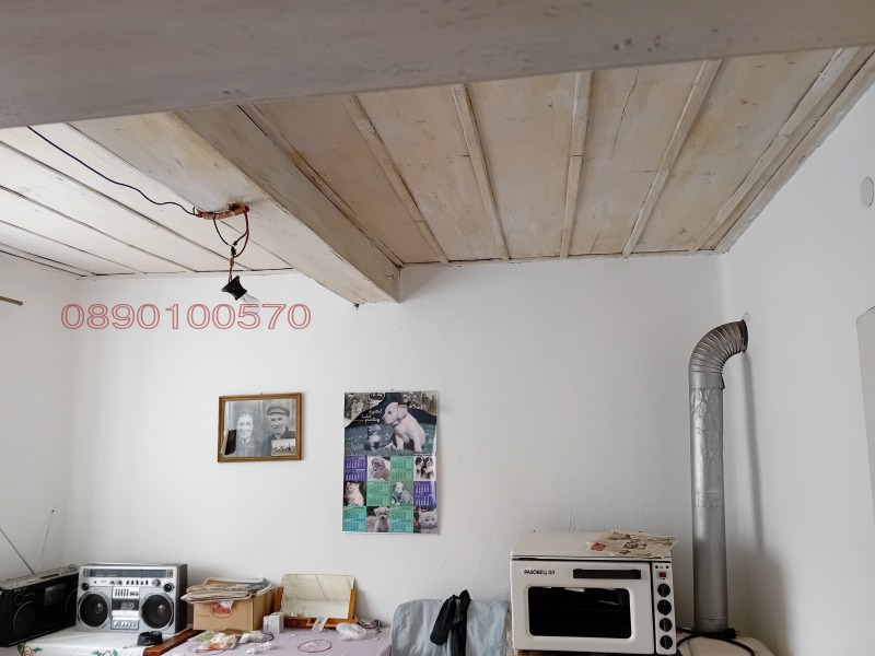 Продава КЪЩА, с. Владиня, област Ловеч, снимка 6 - Къщи - 52784655