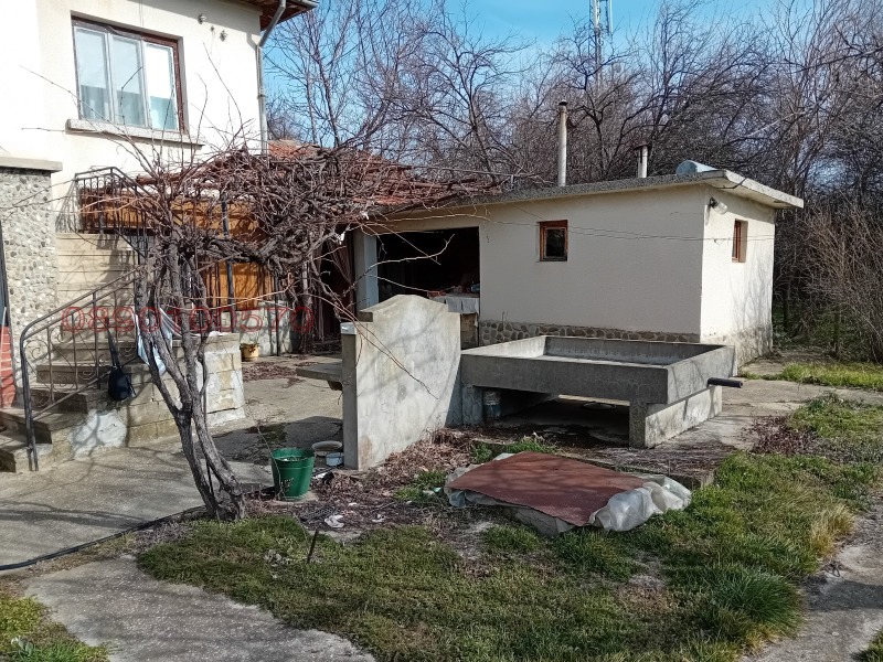 Продава КЪЩА, с. Владиня, област Ловеч, снимка 5 - Къщи - 52784655