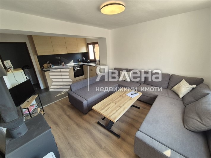 Продава КЪЩА, с. Свидня, област София област, снимка 2 - Къщи - 55730149