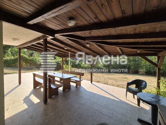 Продава КЪЩА, с. Свидня, област София област, снимка 14 - Къщи - 55730149