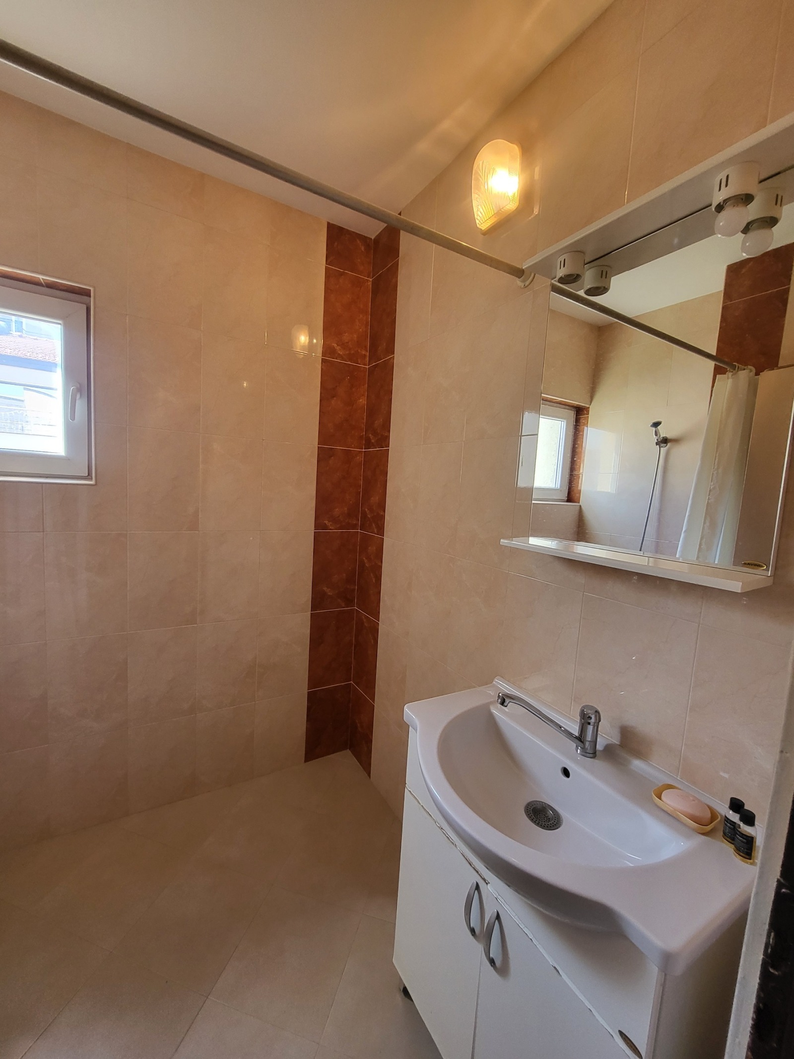 Продава 2-СТАЕН, гр. Плевен, Идеален център, снимка 13 - Апартаменти - 55901053