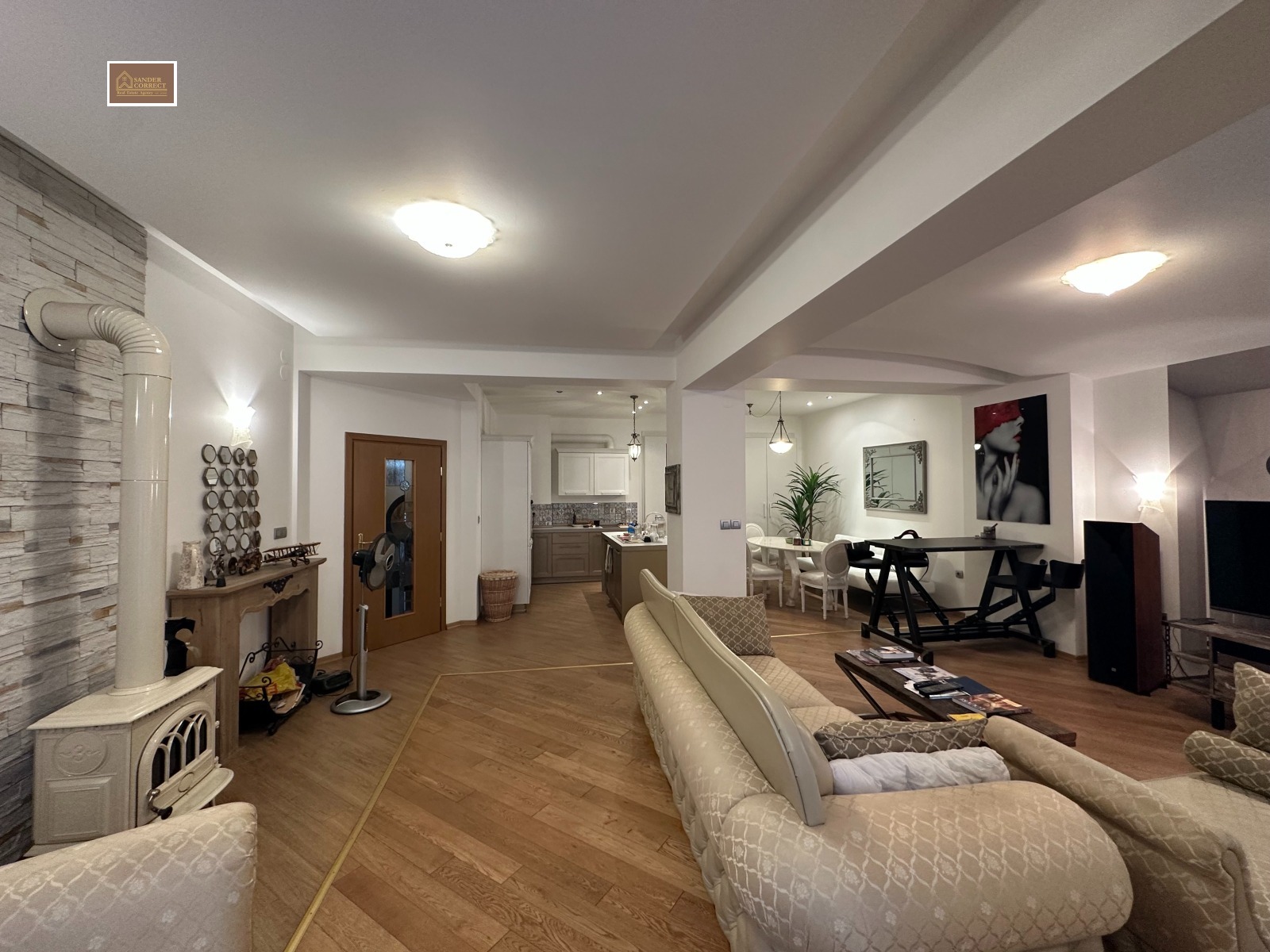 Продава МНОГОСТАЕН, гр. София, Център, снимка 8 - Апартаменти - 53884335