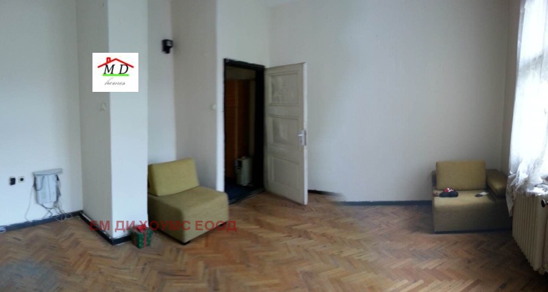 Продава ОФИС в град София, Център - 120 кв.м / 355 000 € » 694 319.65 лв., ЕМ ДИ ХОУМС ЕООД