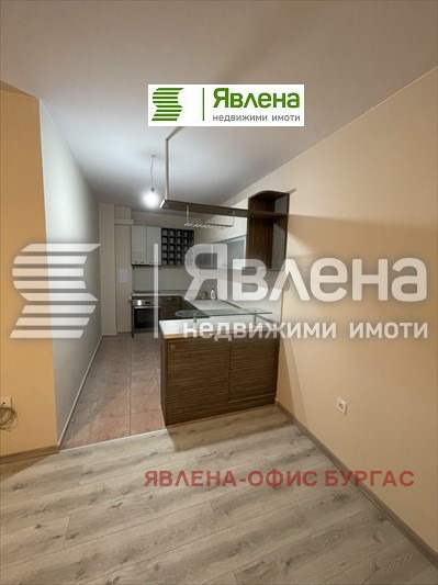 Продава  2-стаен град Бургас , Лазур , 68 кв.м | 11220660 - изображение [5]