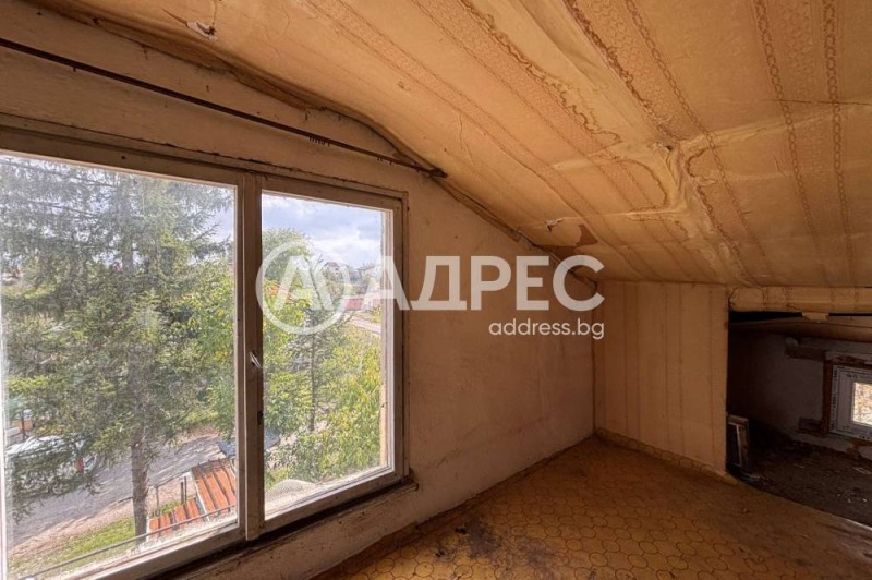 Продава КЪЩА, с. Опицвет, област София област, снимка 11 - Къщи - 51877789