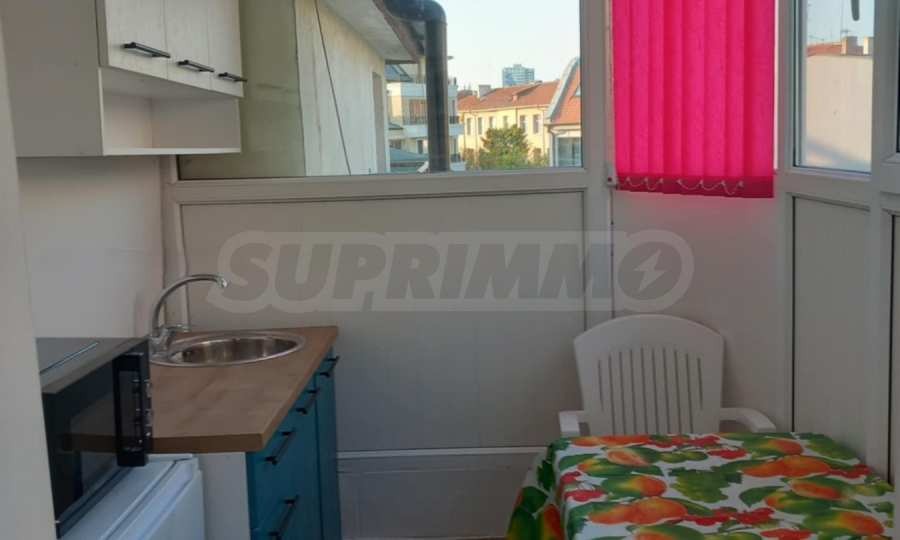 Продава 1-СТАЕН, гр. Бургас, Център, снимка 2 - Апартаменти - 56161089