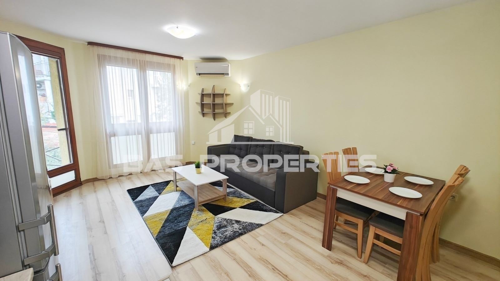 Продава 3-СТАЕН, гр. София, Карпузица, снимка 2 - Апартаменти - 56622198