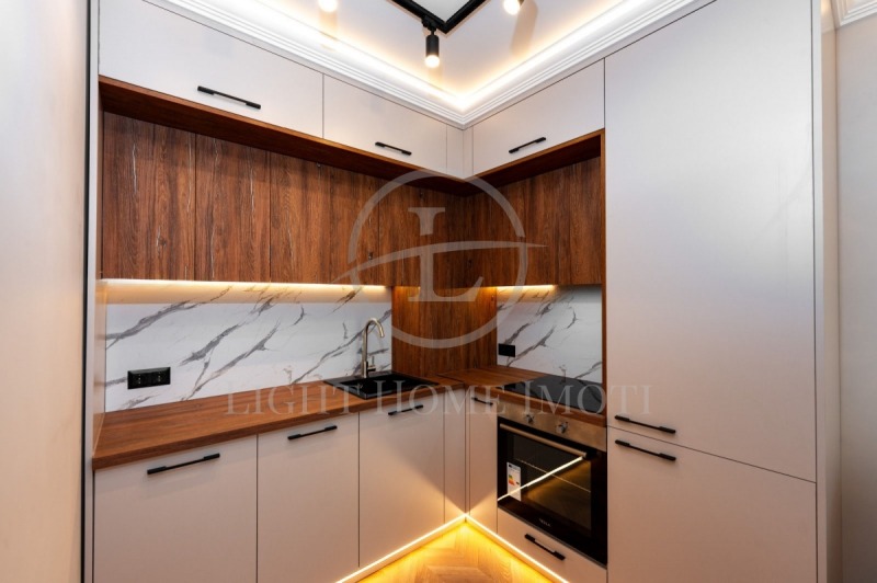 Продава 2-СТАЕН, гр. Пловдив, Остромила, снимка 5 - Апартаменти - 53516381