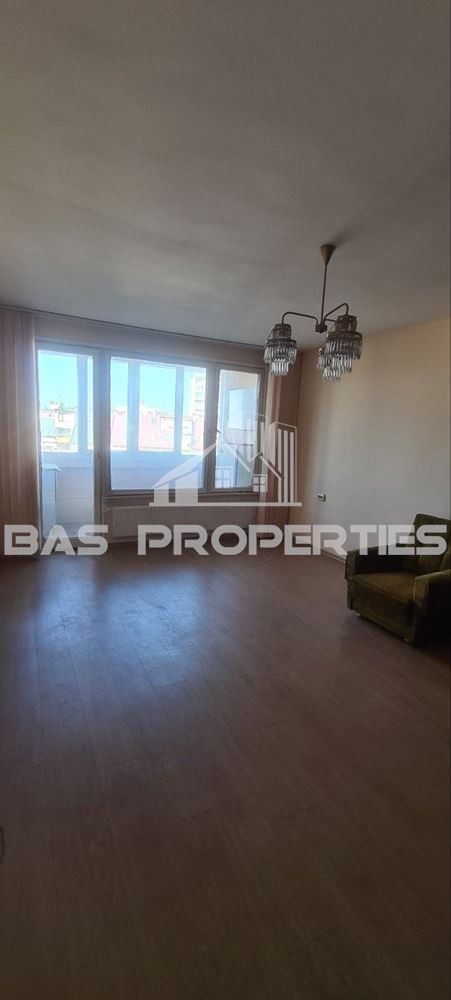 Продава 4-СТАЕН, гр. София, Хиподрума, снимка 2 - Апартаменти - 56067175