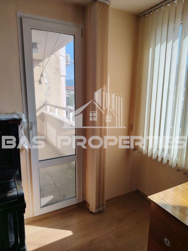 Продава 4-СТАЕН, гр. София, Хиподрума, снимка 11 - Апартаменти - 56067175