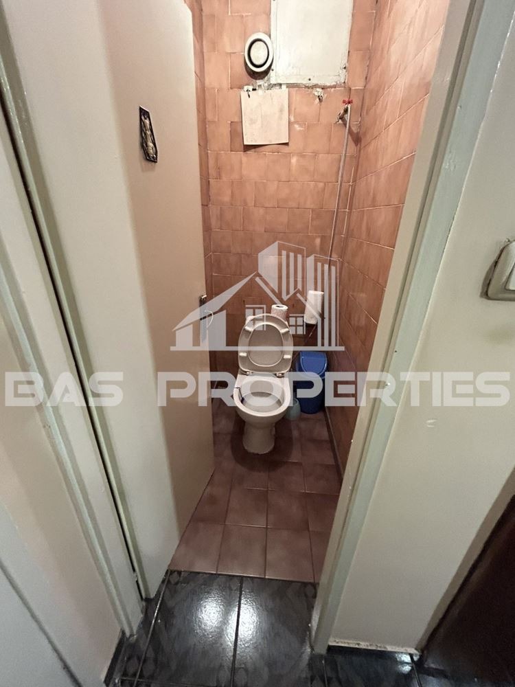 Продава 4-СТАЕН, гр. София, Хиподрума, снимка 13 - Апартаменти - 56067175