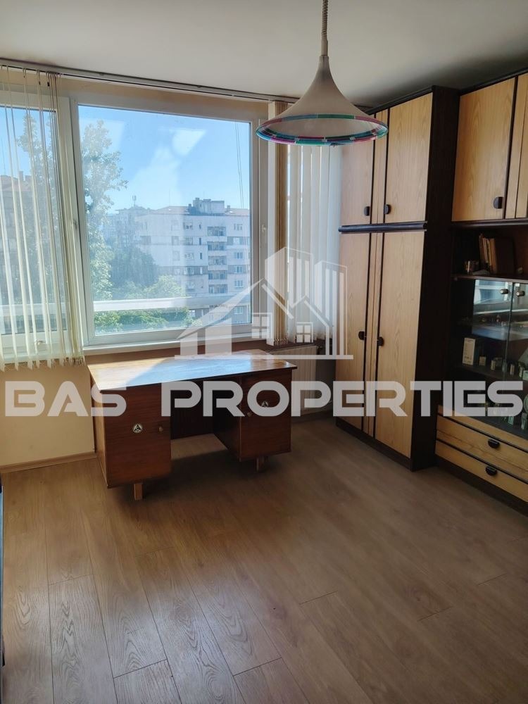 Продава 4-СТАЕН, гр. София, Хиподрума, снимка 7 - Апартаменти - 56067175