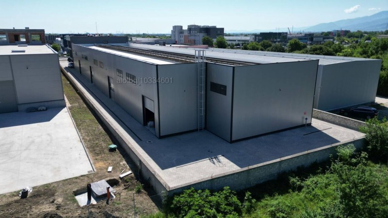 Til salg  Opbevaring Plovdiv , Industrialna zona - Yug , 2042 kvm | 85267928 - billede [2]