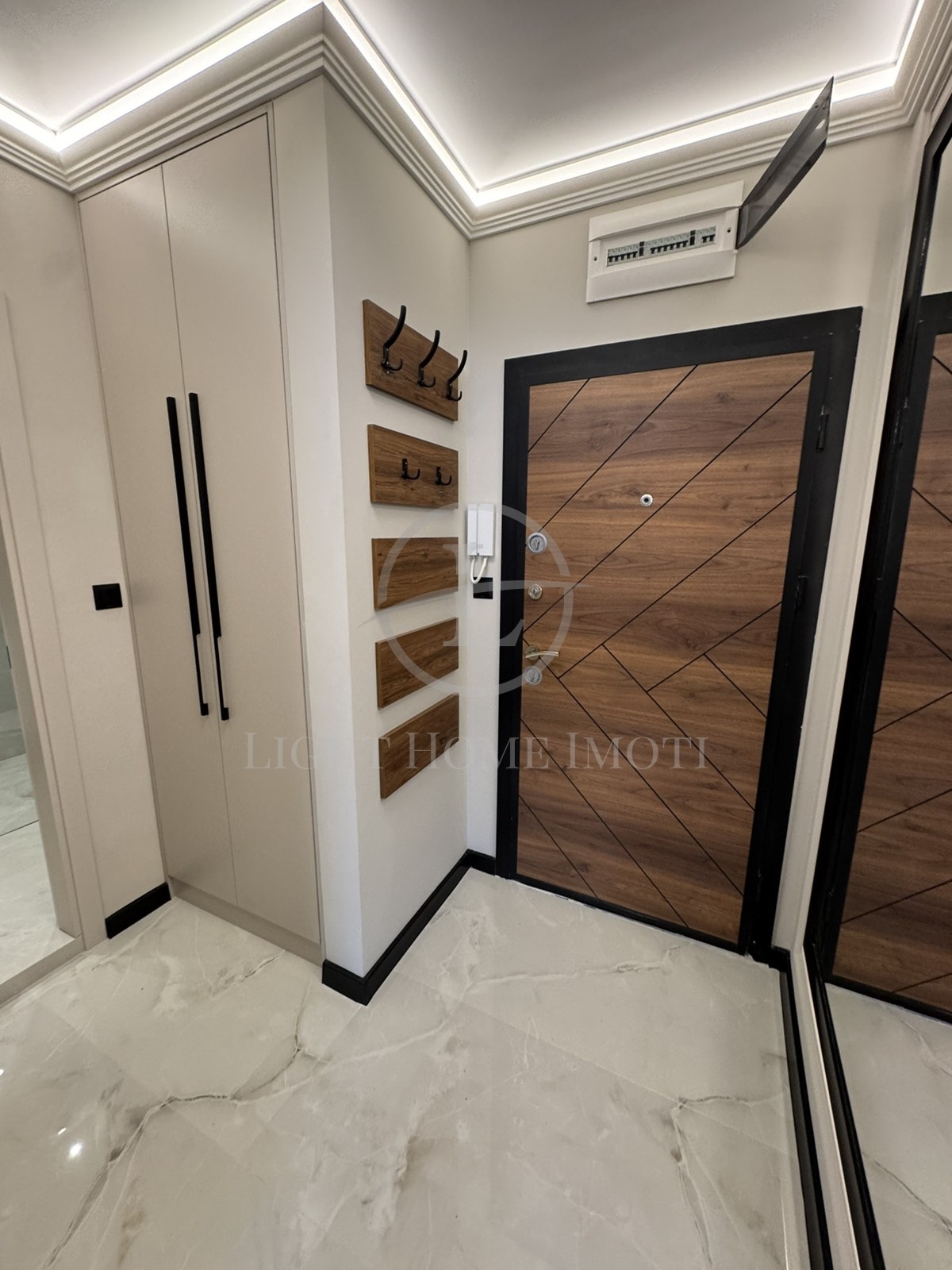 Продава 2-СТАЕН, гр. Пловдив, Остромила, снимка 7 - Апартаменти - 53516381