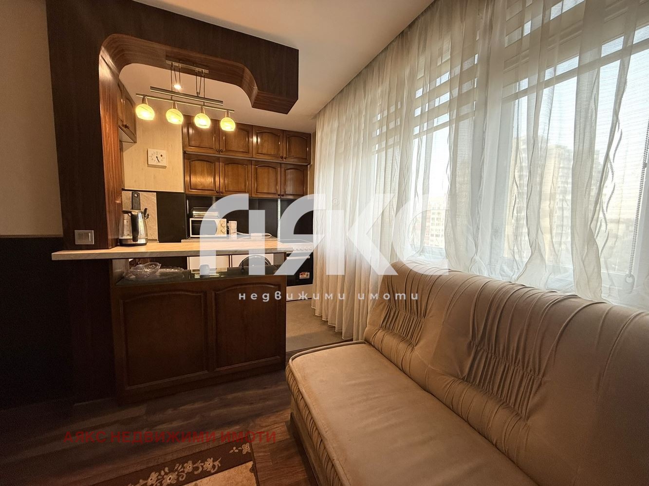 Продава 3-СТАЕН, гр. София, Център, снимка 2 - Апартаменти - 53869111