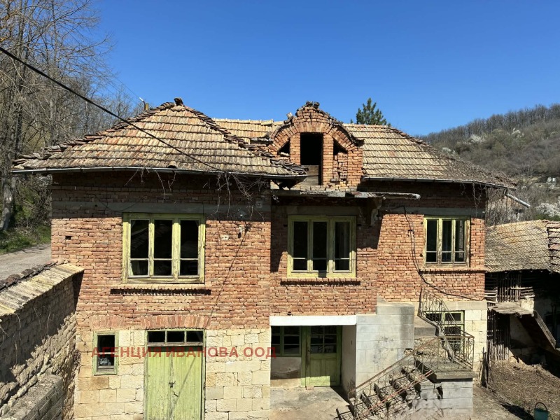 Продава КЪЩА в област Търговище, с. Гърчиново - 80 кв.м / 27 900 € » 54 567.66 лв., АГЕНЦИЯ ИВАНОВА ООД