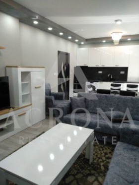 1 dormitor Hristo Smirnensci, Plovdiv