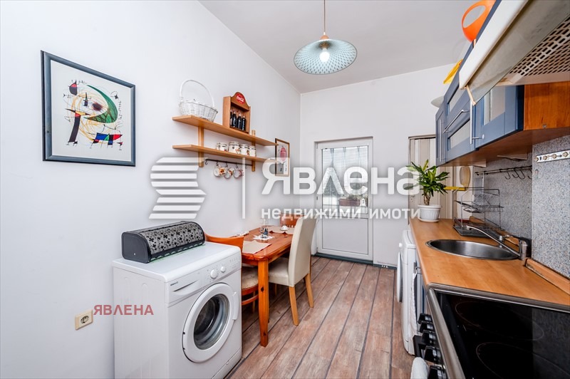 Продава 4-СТАЕН, гр. София, Докторски паметник, снимка 11 - Aпартаменти - 49069043