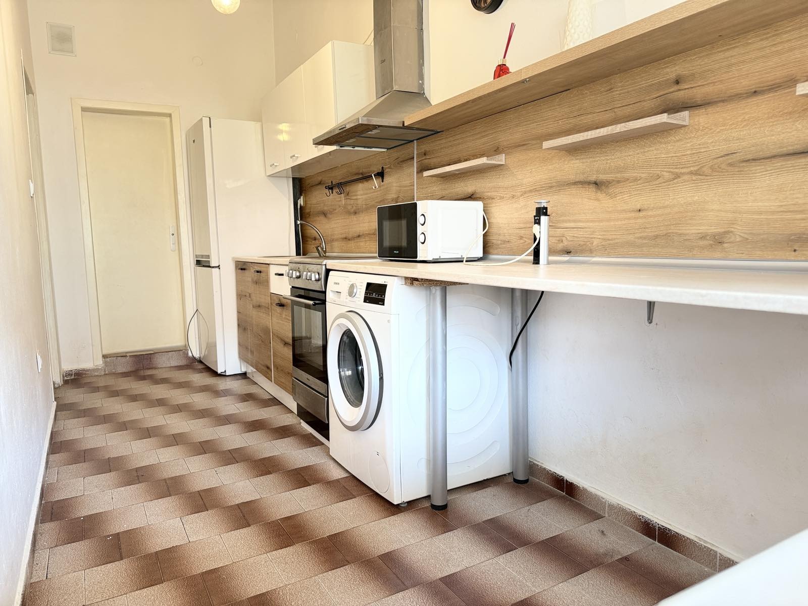 Продава 1-СТАЕН, гр. Бургас, Възраждане, снимка 6 - Апартаменти - 55057893