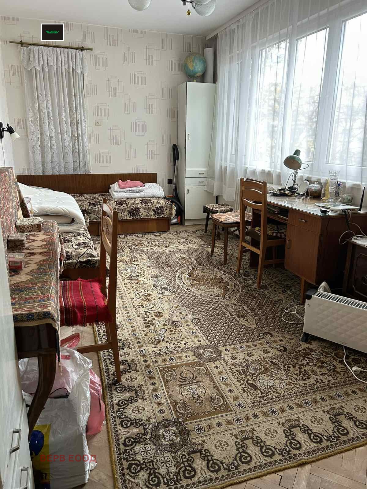Продава 3-СТАЕН, гр. София, Борово