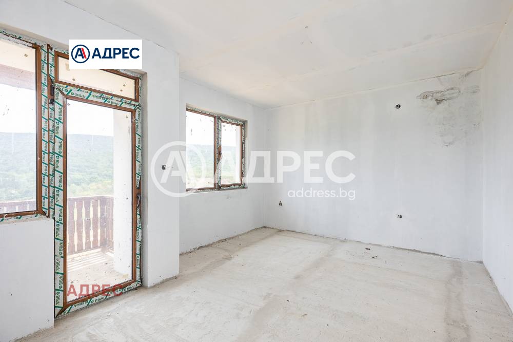 Продава КЪЩА, с. Църква, област Добрич, снимка 9 - Къщи - 54078382