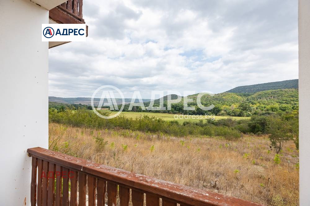 Продава КЪЩА, с. Църква, област Добрич, снимка 4 - Къщи - 54078382