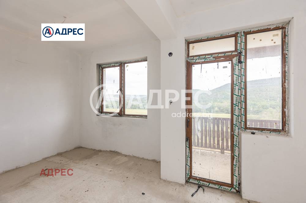 Продава КЪЩА, с. Църква, област Добрич, снимка 3 - Къщи - 54078382