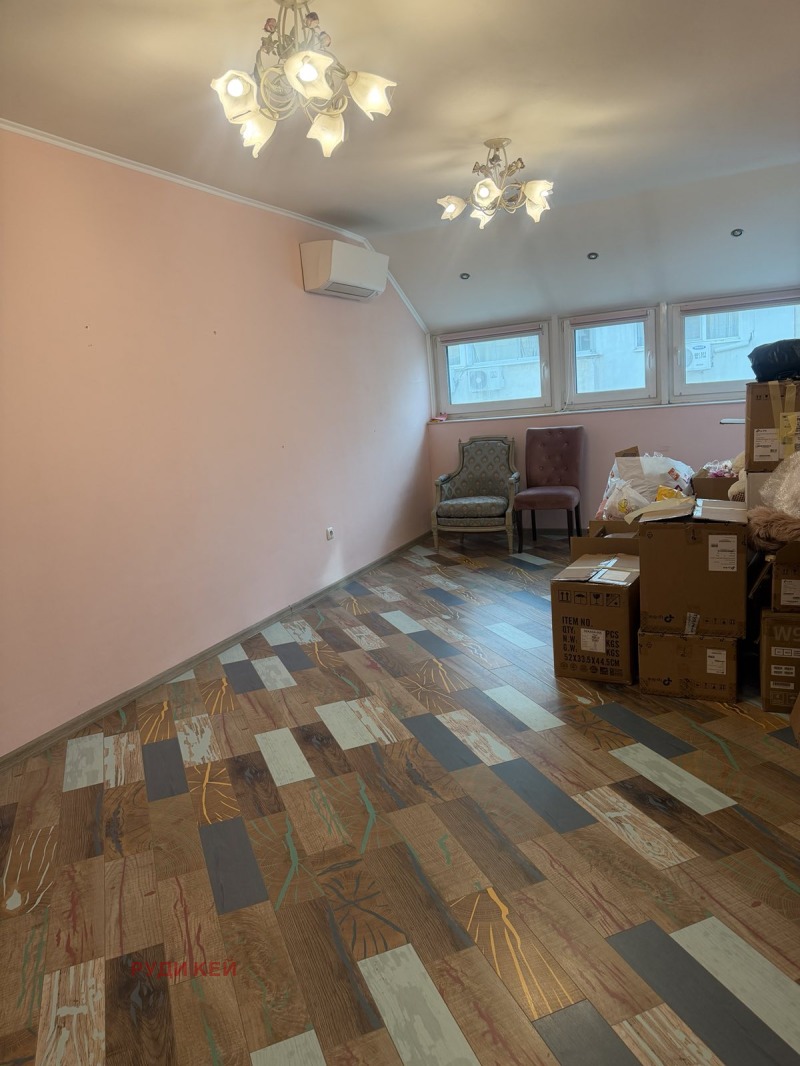 Продава 2-СТАЕН в град Варна, Трошево - 67 кв.м / 138 000 € » 269 904.54 лв., РУДИ КЕЙ