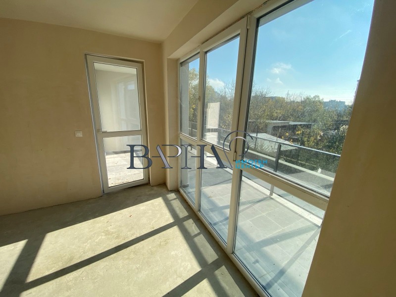 Продава 2-СТАЕН, гр. Варна, Изгрев, снимка 2 - Апартаменти - 52454078