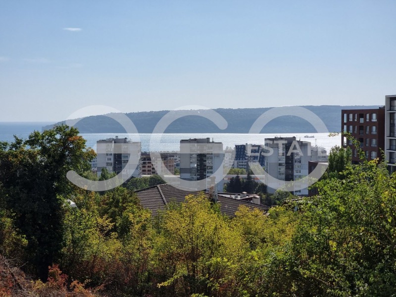 Продава  3-стаен град Варна , Бриз , 125 кв.м | 11968527