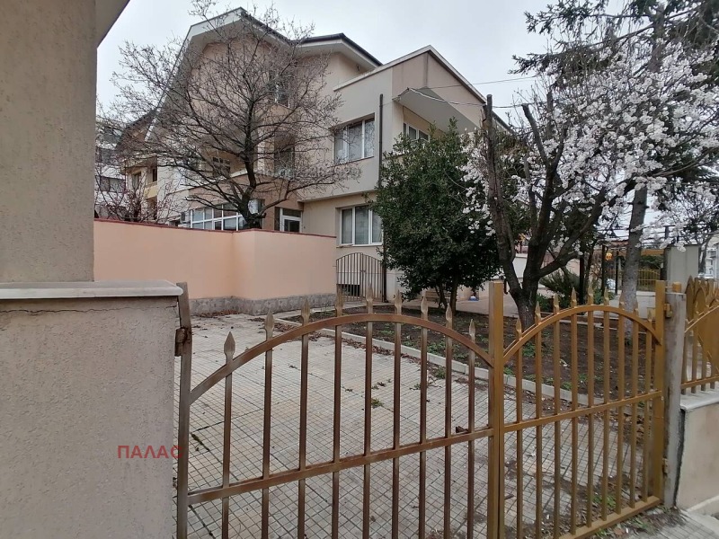 Продава КЪЩА, гр. Бургас, Сарафово, снимка 4 - Къщи - 46661079