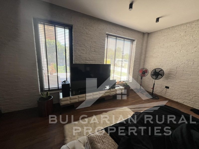 Продава  Къща област Добрич , с. Методиево , 120 кв.м | 65012555 - изображение [2]