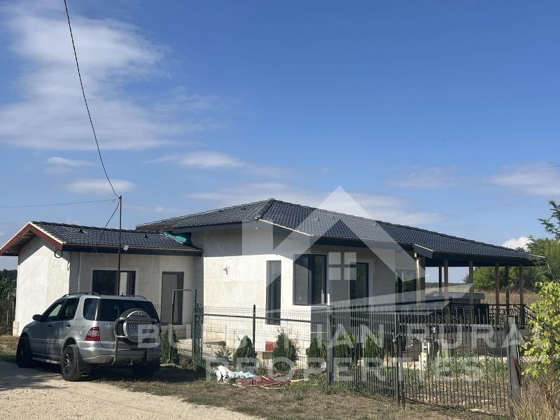 Продава  Къща област Добрич , с. Методиево , 120 кв.м | 65012555