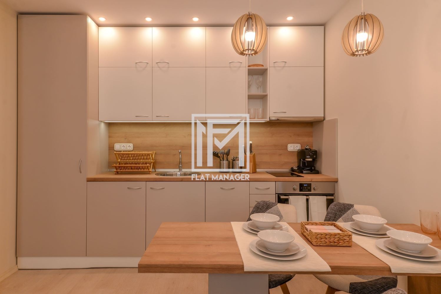 Продава МНОГОСТАЕН, гр. София, Център, снимка 4 - Апартаменти - 53607295