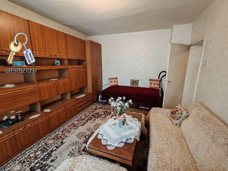 For Sale  2 bedroom Pleven , Mara Dencheva , 77 sq.m | 62915590 - image [2]