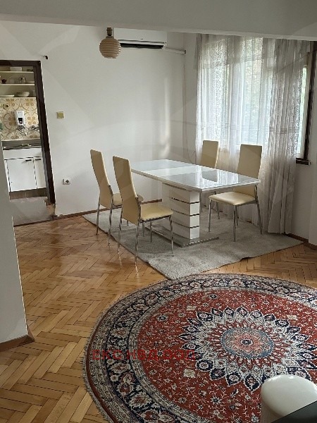 Eladó  3 hálószobás Plovdiv , Centar , 120 négyzetméter | 15545018 - kép [2]