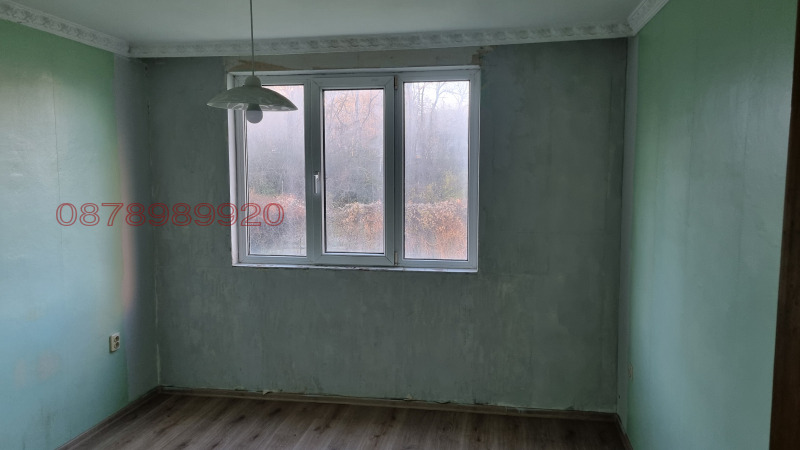 Продава 4-СТАЕН, гр. Варна, Цветен квартал