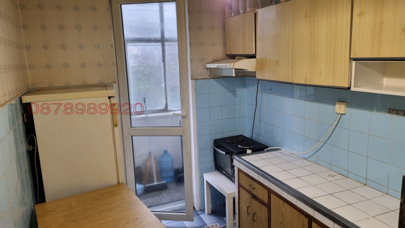 Продава 4-СТАЕН, гр. Варна, Цветен квартал, снимка 3 - Апартаменти - 52784154