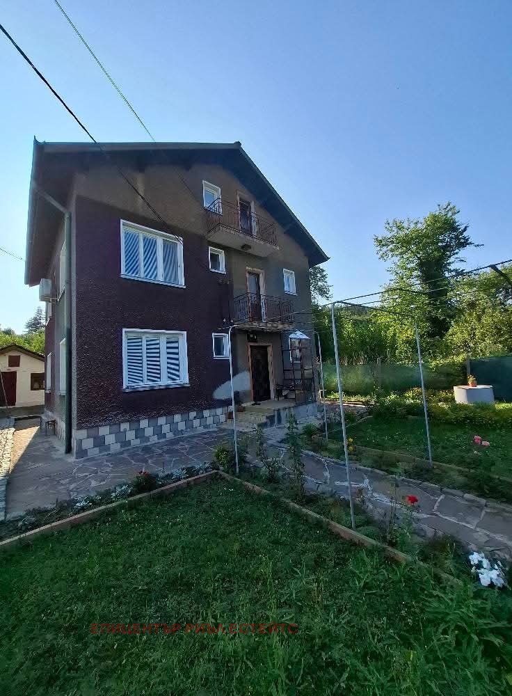 En venta  Casa Pernik , Stara Teva , 140 metros cuadrados | 14825534