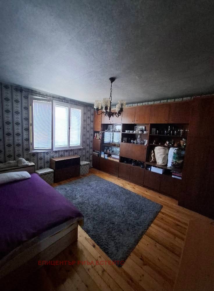 En venta  Casa Pernik , Stara Teva , 140 metros cuadrados | 14825534 - imagen [13]