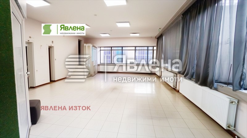 Продава МАГАЗИН, град София, Иван Вазов • 620000 € / 1212614.60 лв. • 55213788 1