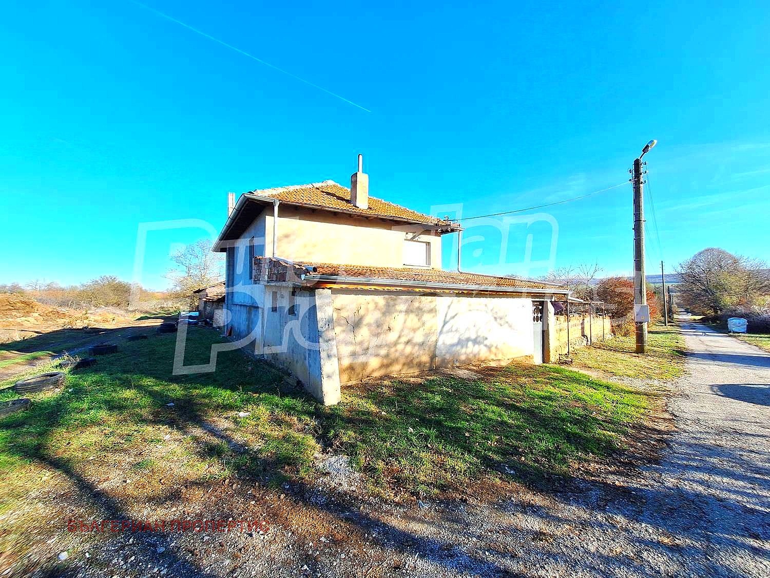 Продава КЪЩА, с. Хотница, област Велико Търново, снимка 2 - Къщи - 48127457