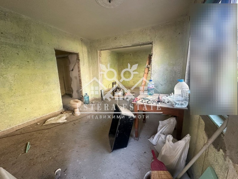 Продава ЕТАЖ ОТ КЪЩА в град Шумен, Добруджански - 81 кв.м / 141 627.85 € » 277 000 лв., ЕСТЕРА ЕСТЕЙТ