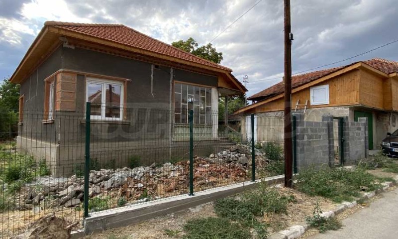 Продава КЪЩА в област Видин, гр. Брегово - 70 кв.м / 32 000 € » 62 586.56 лв., СУПРИММО ОФИСИ В СТРАНАТА