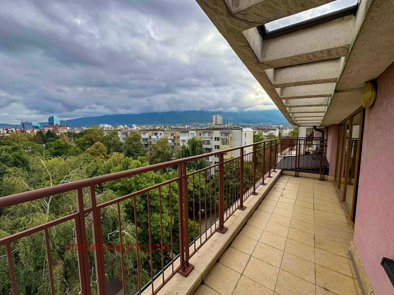 Till salu  2 sovrum Sofia , Krasno selo , 86 kvm | 57616025 - bild [12]