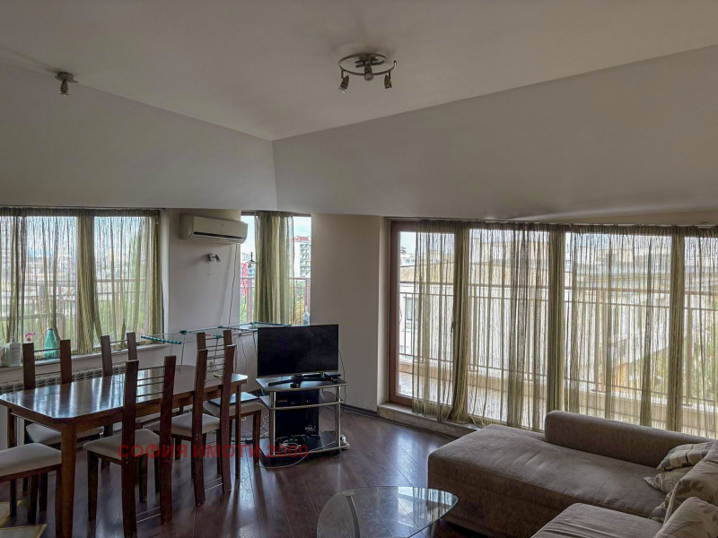 Till salu  2 sovrum Sofia , Krasno selo , 86 kvm | 57616025 - bild [2]