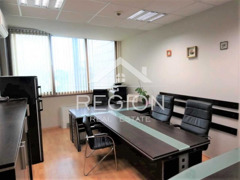 Продава  Офис град Варна , Спортна зала , 87 кв.м | 43817277 - изображение [3]